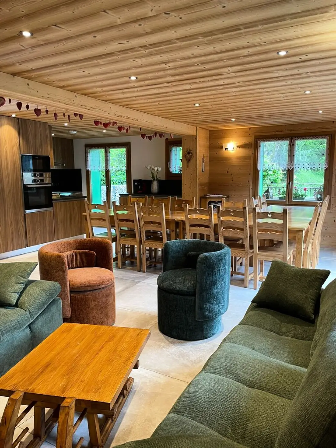 CHALET 16 PERSONNES