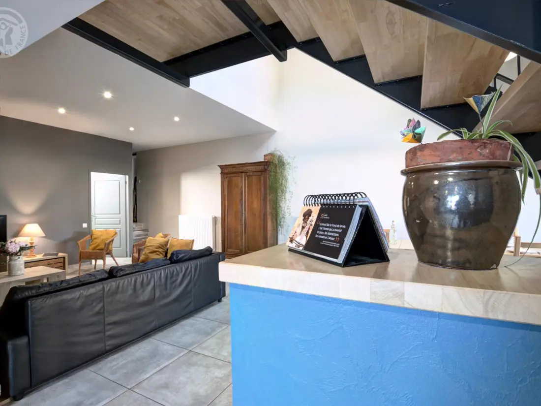 Maison de Vacances CHAZELLES-SUR-LYON 2