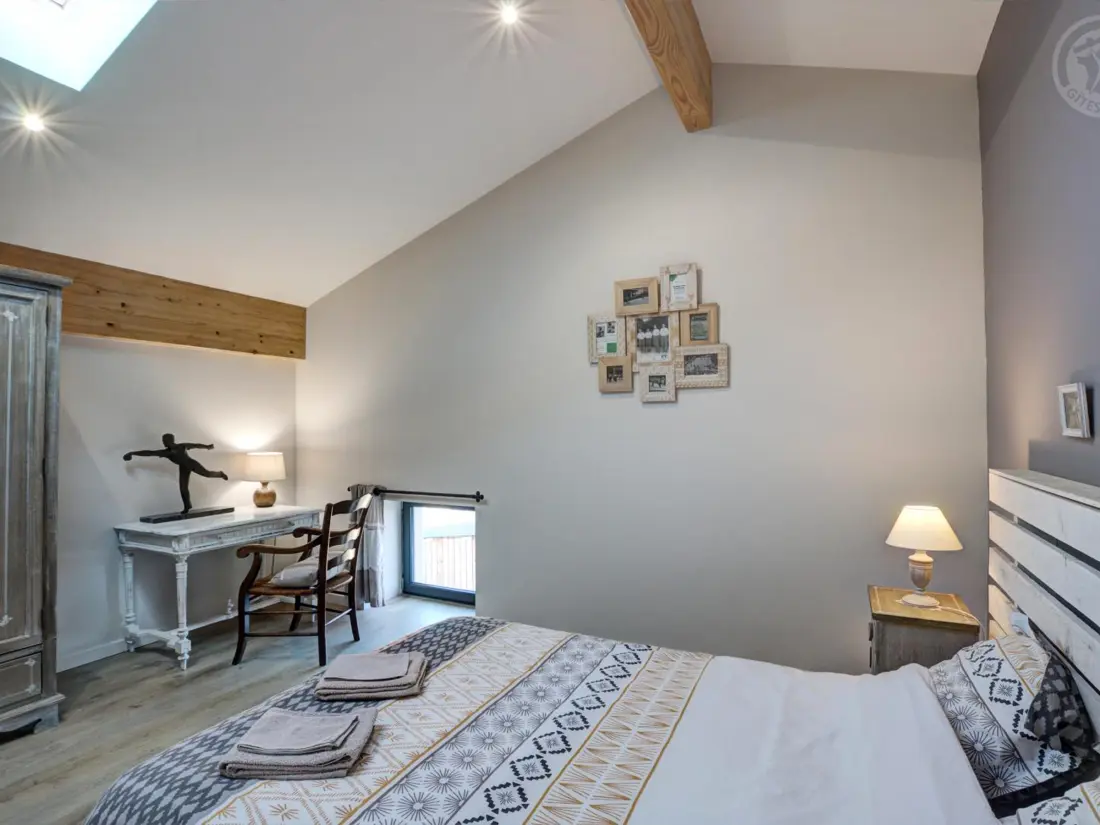 Maison de Vacances CHAZELLES-SUR-LYON 2