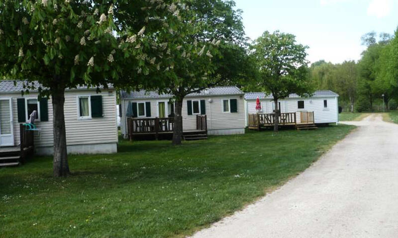 CAMPING LE GUE *** - Chémery - 17