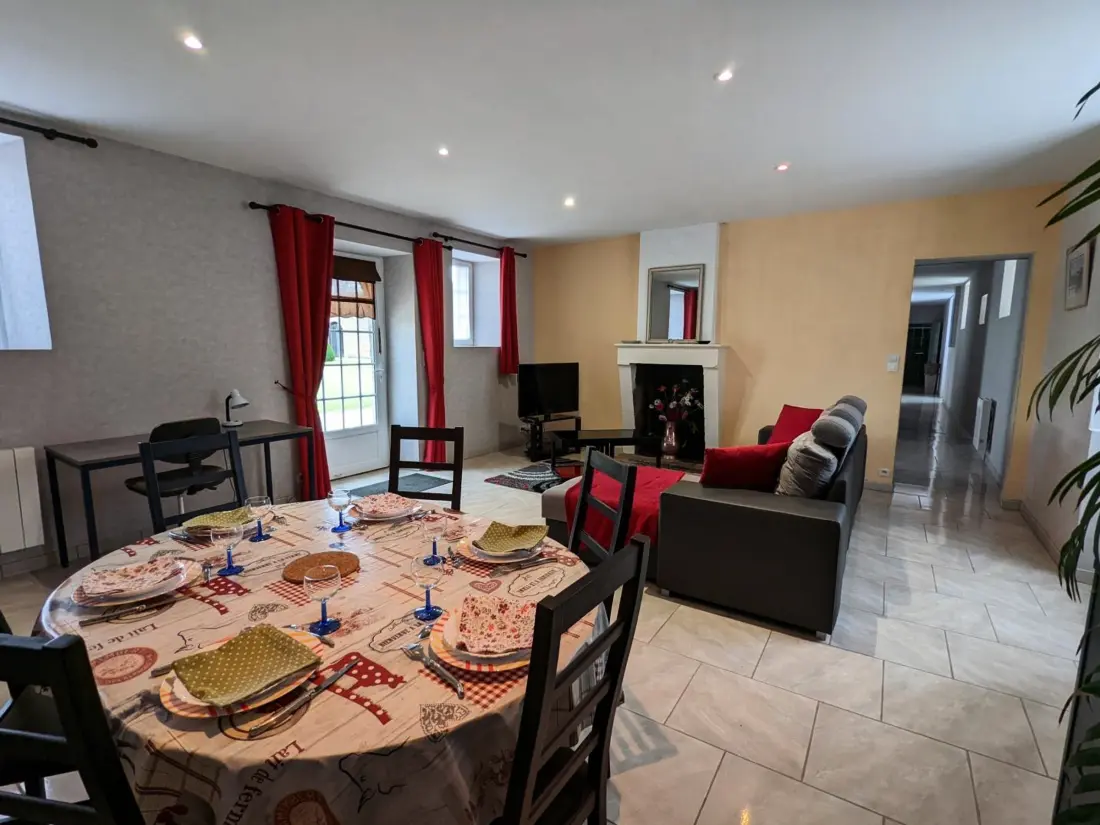 Maison de Vacances Cherves-Richemont 2
