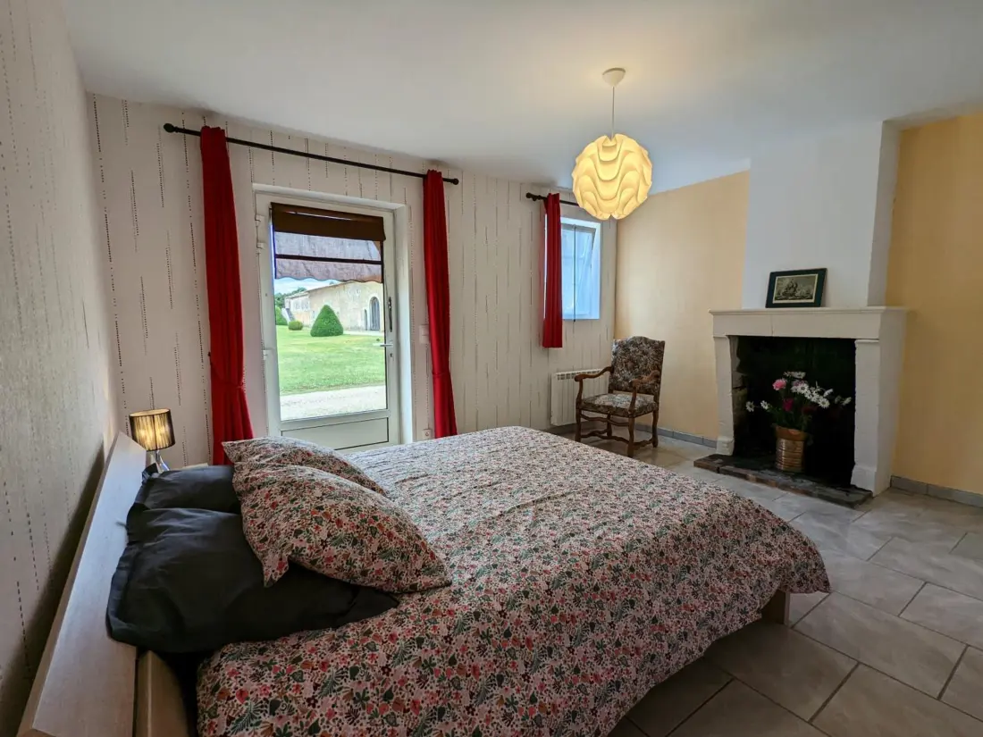 Maison de Vacances Cherves-Richemont 2