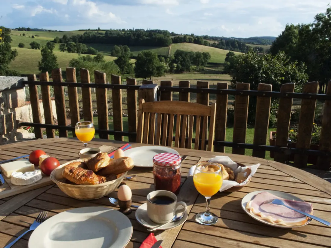 Maison de Vacances CHIRASSIMONT 2