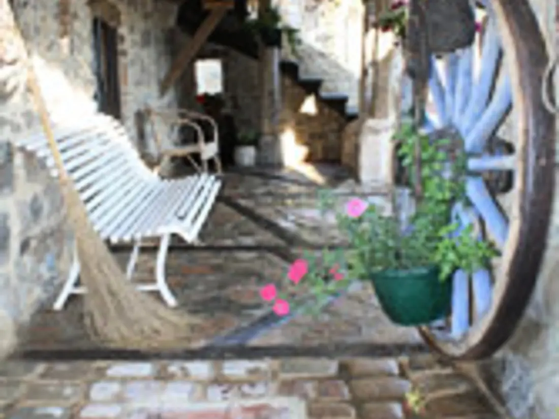 Maison de Vacances CHIRASSIMONT 2