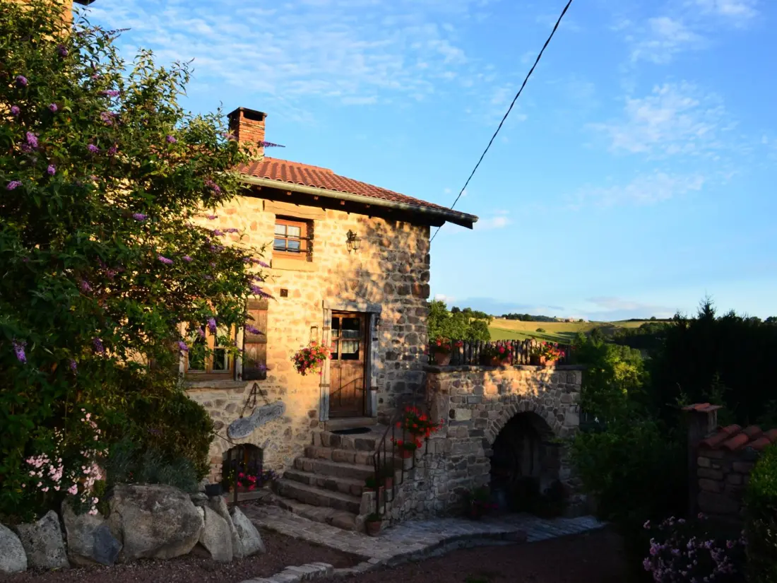 Maison de Vacances CHIRASSIMONT 2
