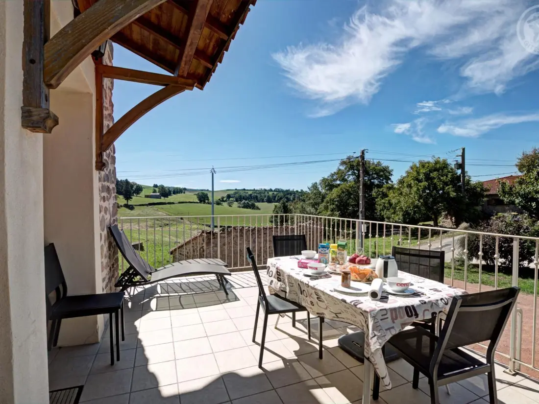 Maison de Vacances CHIRASSIMONT
