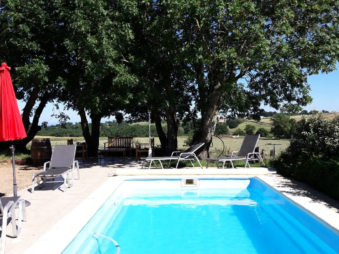 Maison de Vacances Chirat-l'Église 2