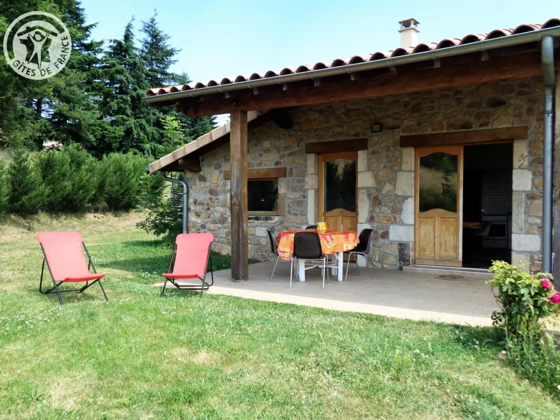 Maison de Vacances CHUYER