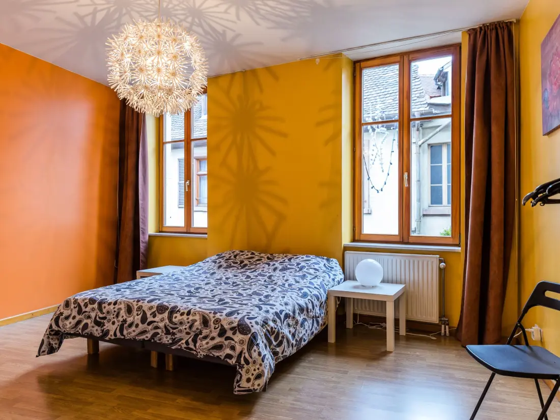 Résidence mit zwei Garagenstellplätzen
