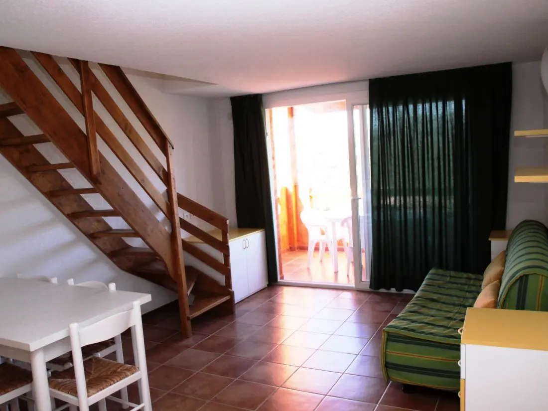 Résidence Unterkunft mit Terrasse, AC, Gemeinschaftspool