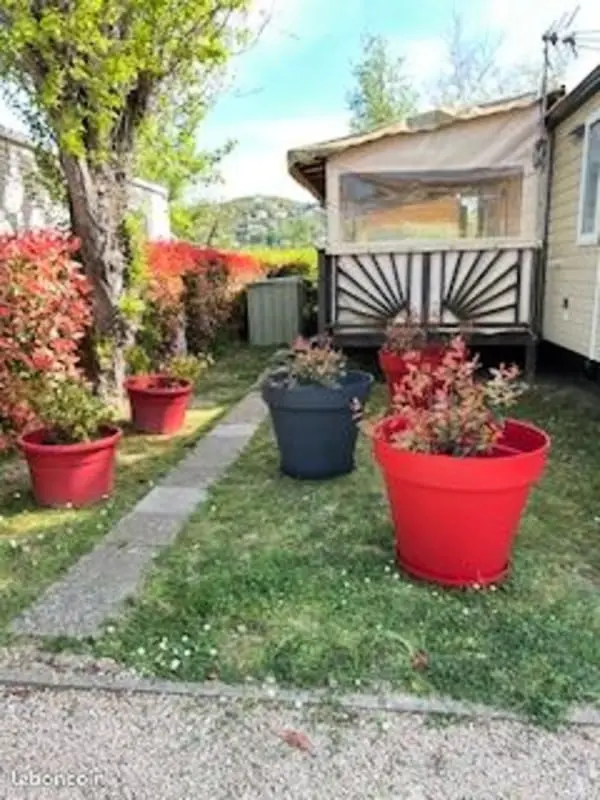 Résidence Camping Les Rives De Condrieu - Mobil-home 3 Chambres 8 Personnes