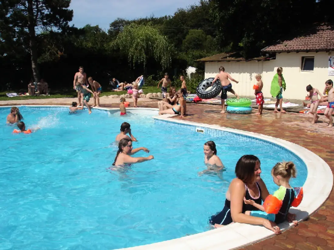 Camping Au Clos de la Chaume3 étoiles★★★