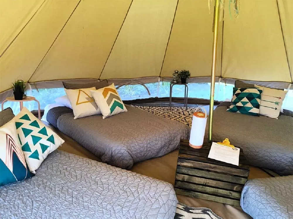 Camping Les Saules De Cormery