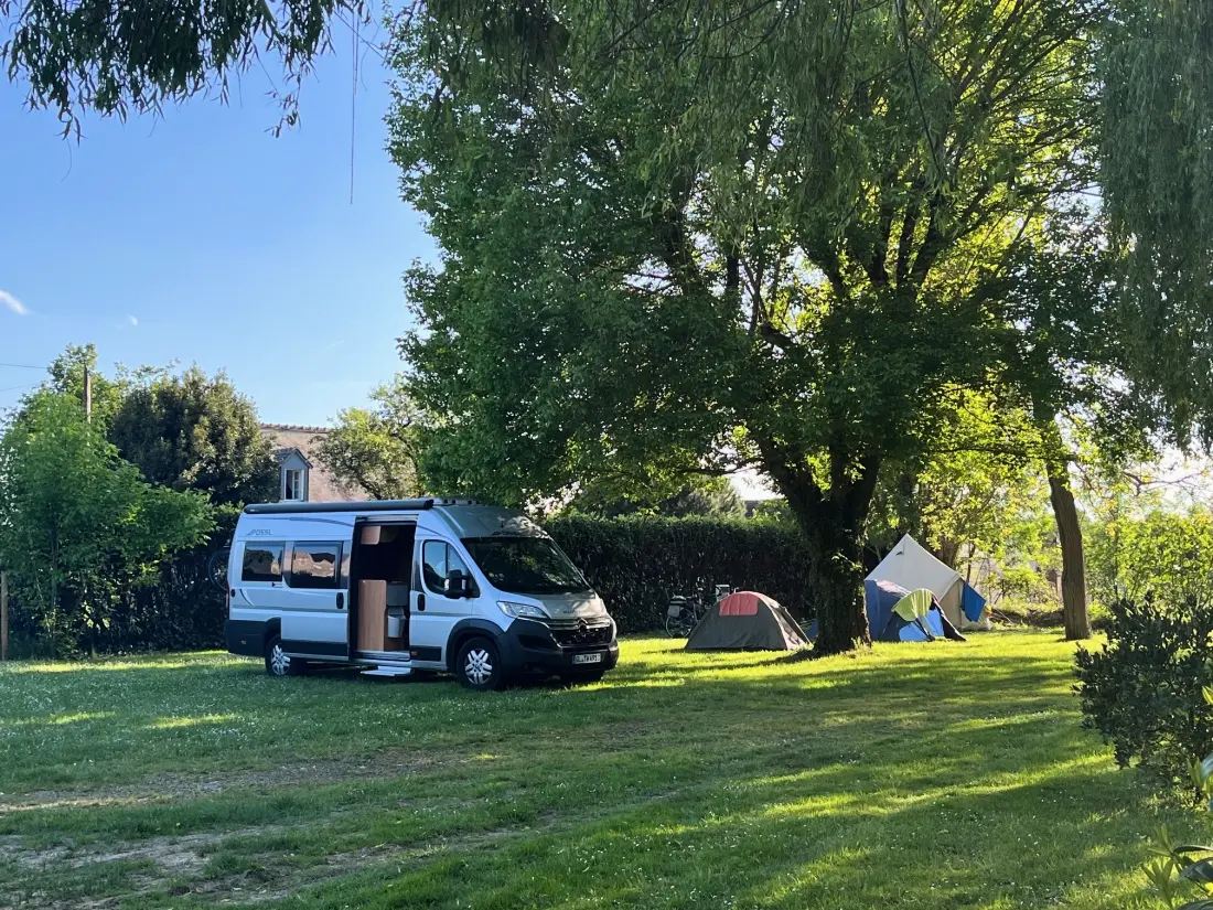 Camping Les Saules De Cormery