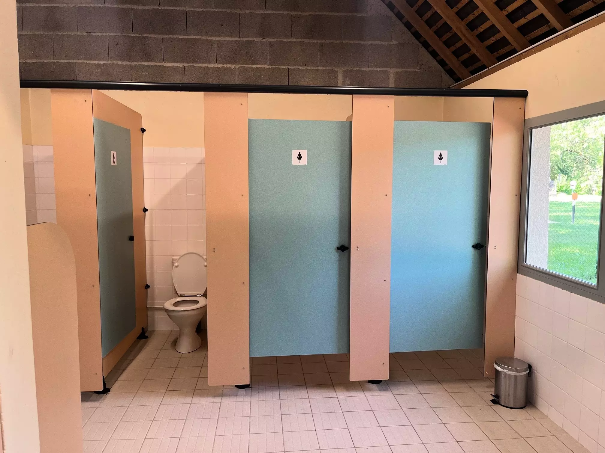 Camping Les Saules De Cormery - CORMERY - 33