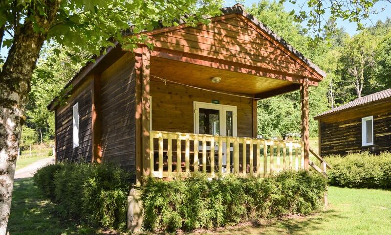 Au Bois de Calais *** - Corrèze - 22