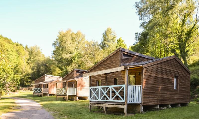 Au Bois de Calais *** - Corrèze - 11
