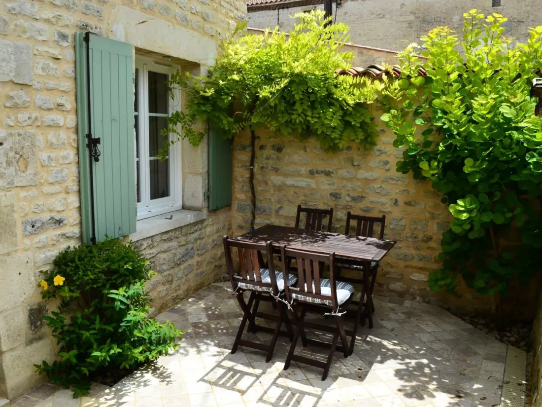 Maison de Vacances COULONGES 2