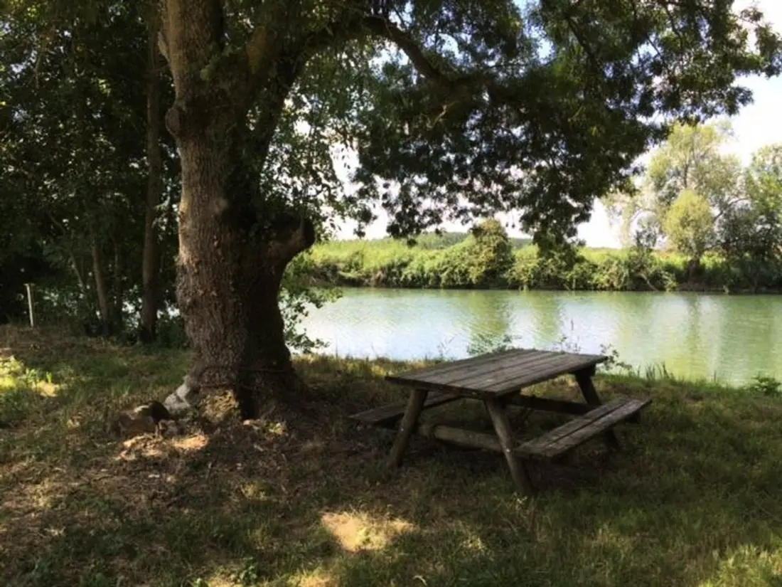 Maison de Vacances COULONGES 2