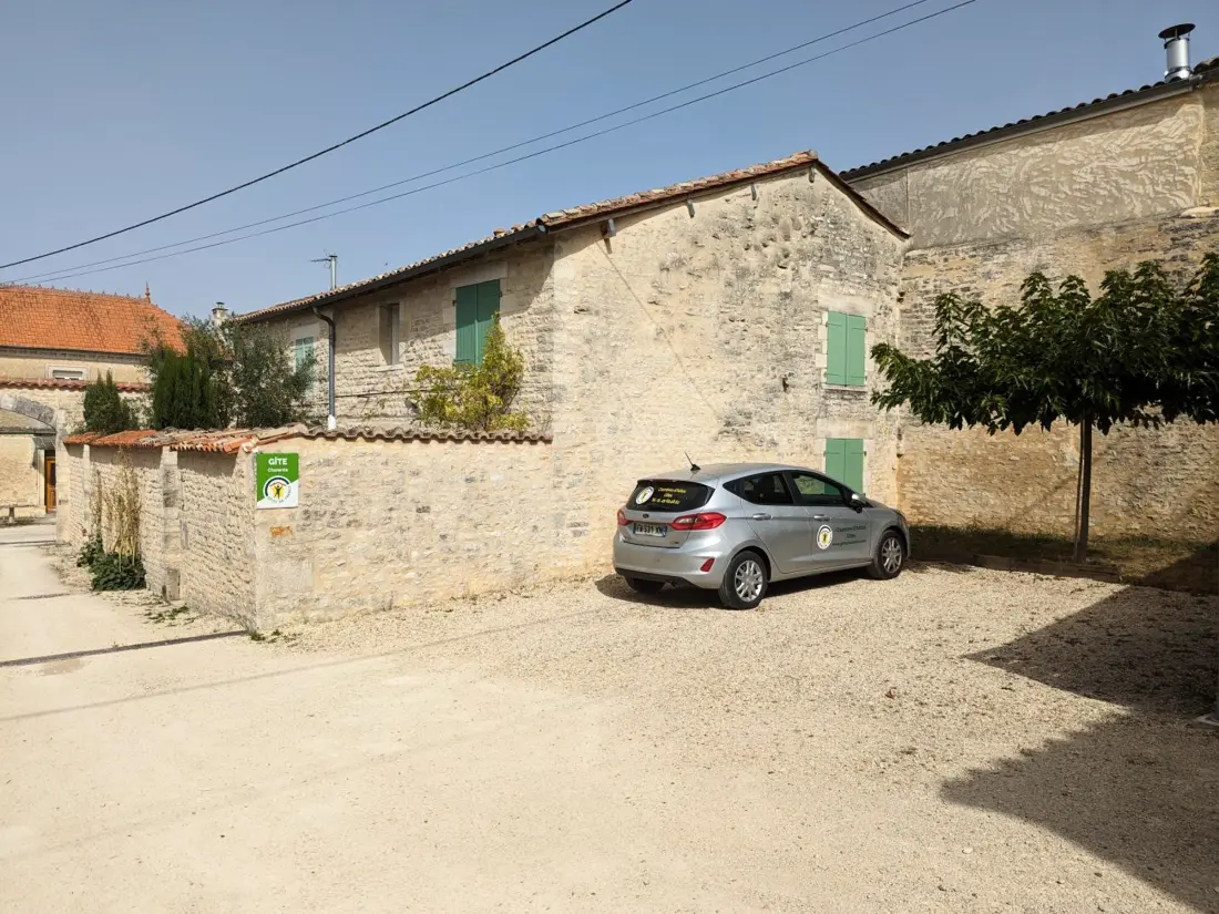 Maison de Vacances COULONGES
