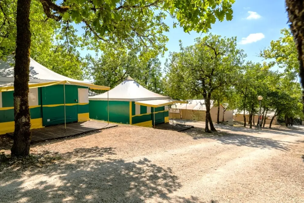 Camping Les Reflets du Quercy 4 étoiles★★★★