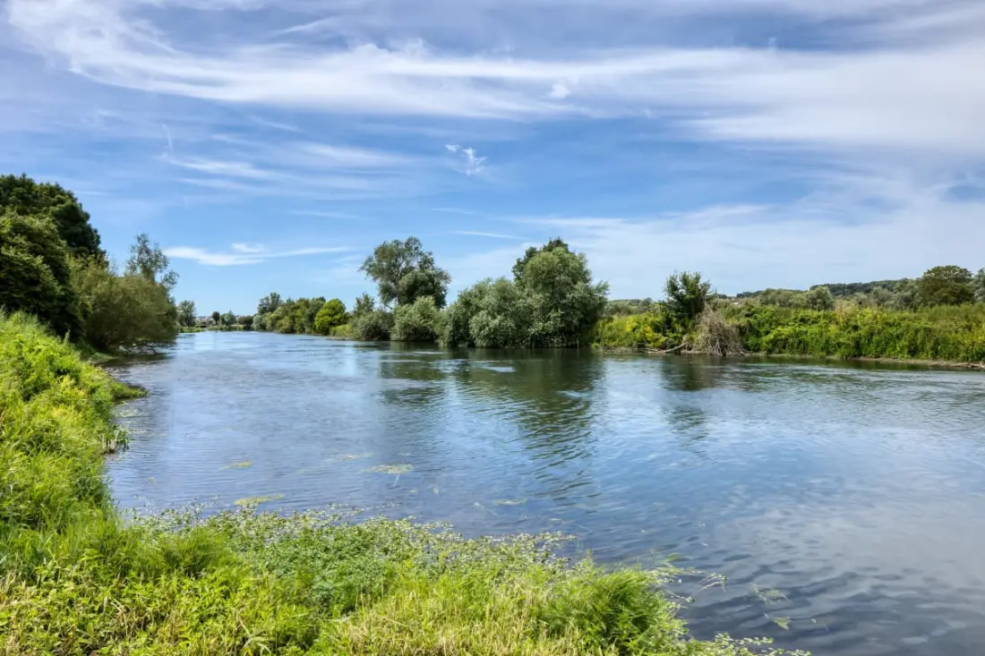 Miral - Charmante Maison Au Bord De L'eure