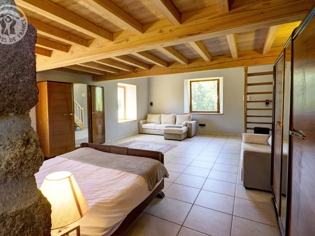 Maison de Vacances CROIZET-SUR-GAND