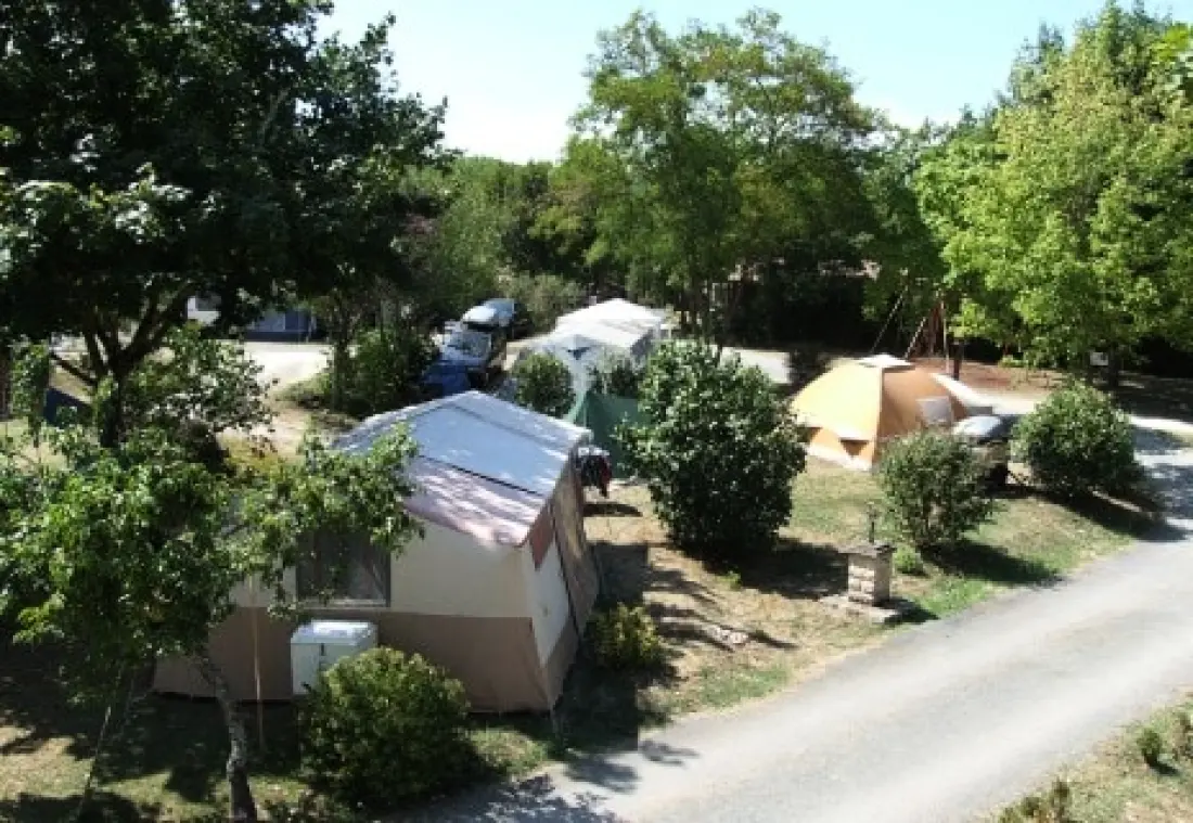 Camping La Peyrugue 3 étoiles★★★