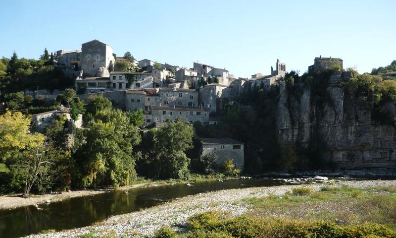 Camping Les Lavandes *** - Darbres - 22