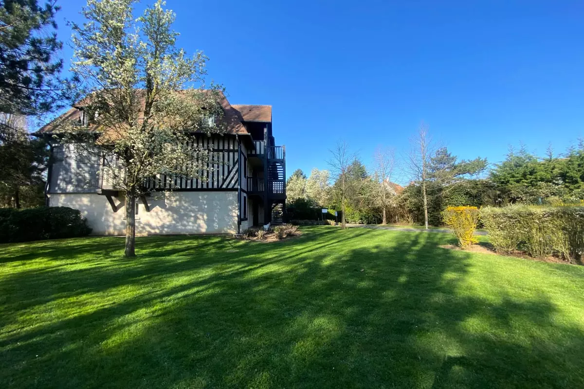 Appartement Lumineux Avec Piscine Et Vue Golf - - Deauville - Trouville - 1