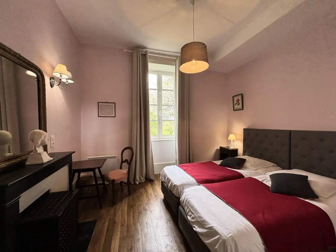 Maison de Vacances Deux-Chaises 2