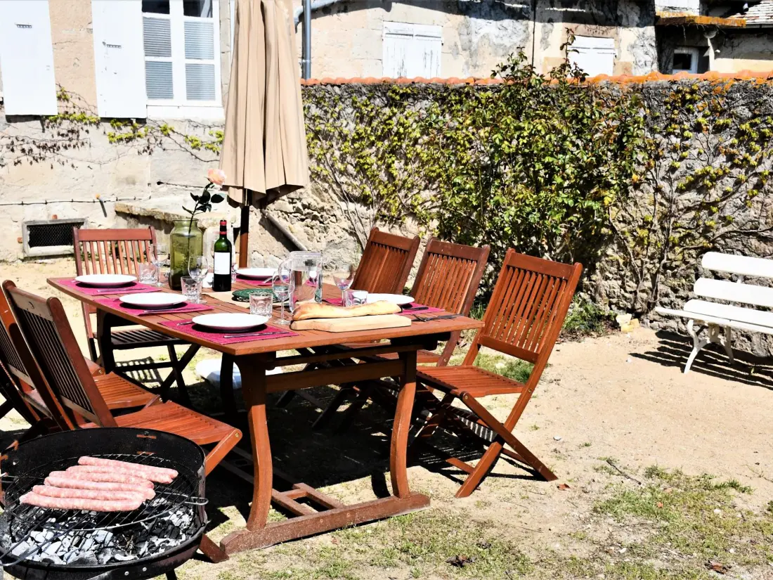 Maison de Vacances Deux-Chaises 2