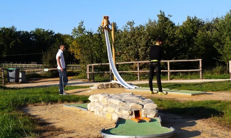 France - Poitou Loire - Dienné - Camping DéfiPlanet' à Dienné