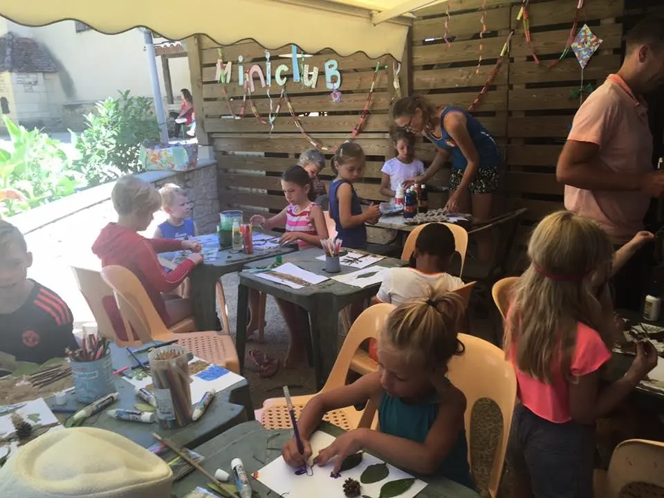 Camping Le Perpetuum 4 étoiles★★★★