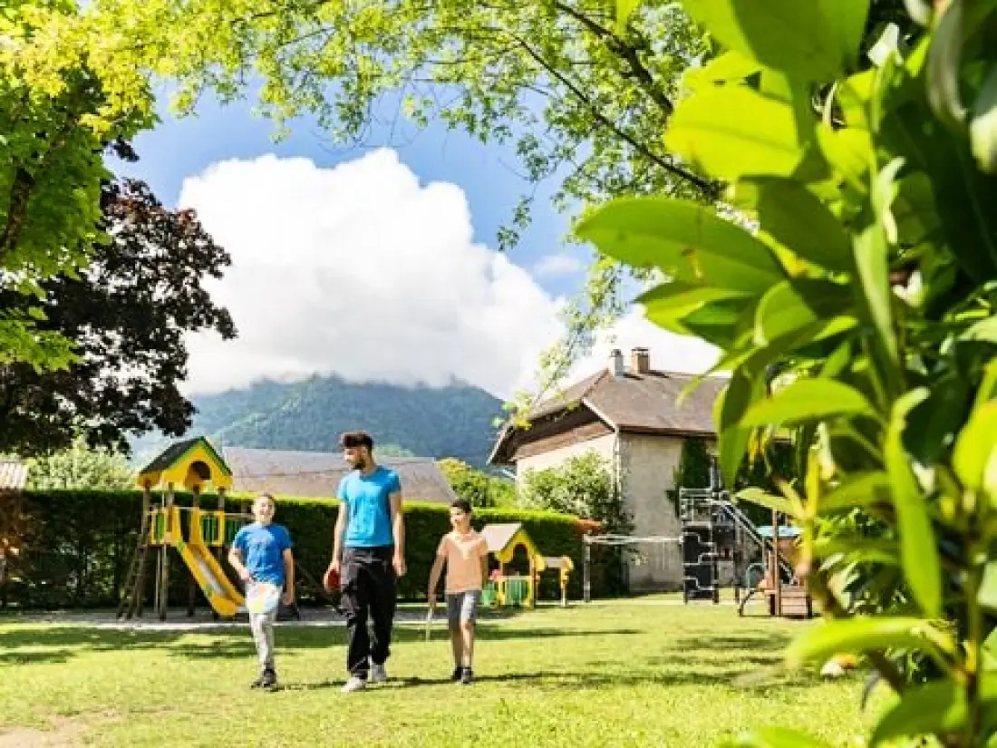 Camping Romanée - La Ferme De La Serraz 5 étoiles★★★★★