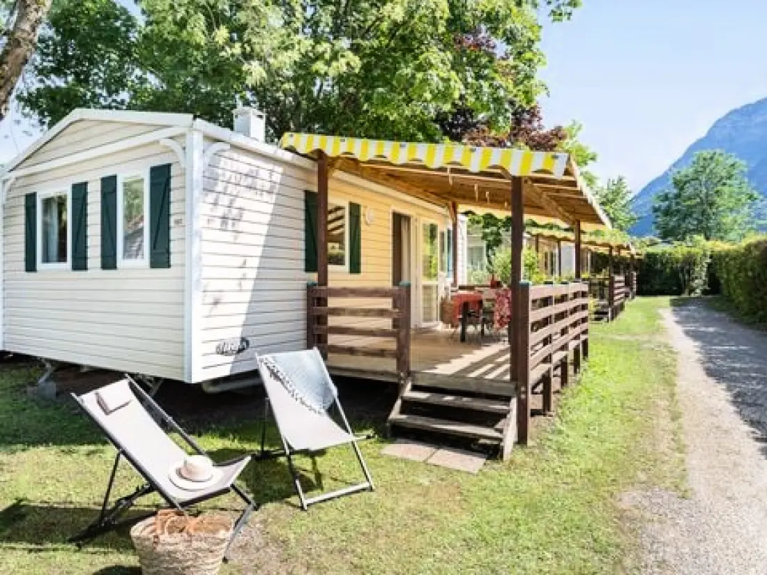Camping Romanée - La Ferme De La Serraz 5 étoiles★★★★★