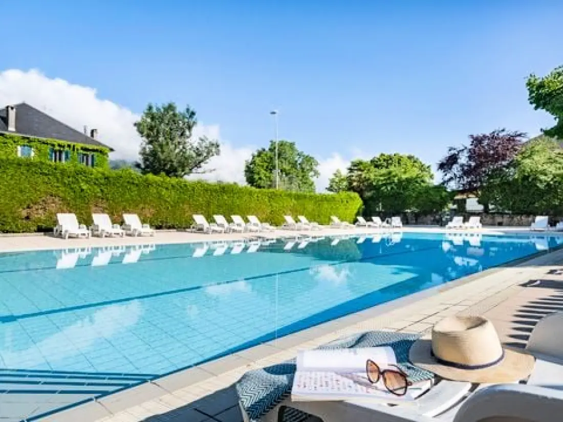 Camping Romanée - La Ferme De La Serraz 5 étoiles★★★★★