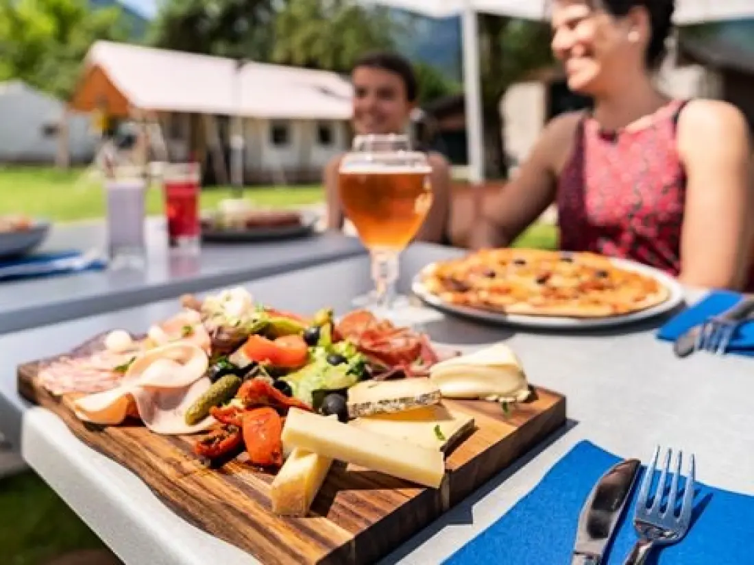 Camping Romanée - La Ferme De La Serraz 5 étoiles★★★★★