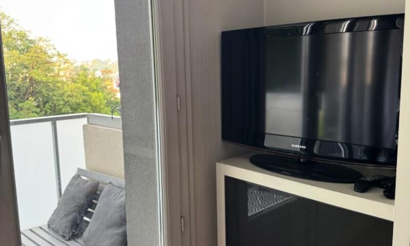 Appartement En Pleine Ville - Vue Exceptionnelle - - Ecully - 3