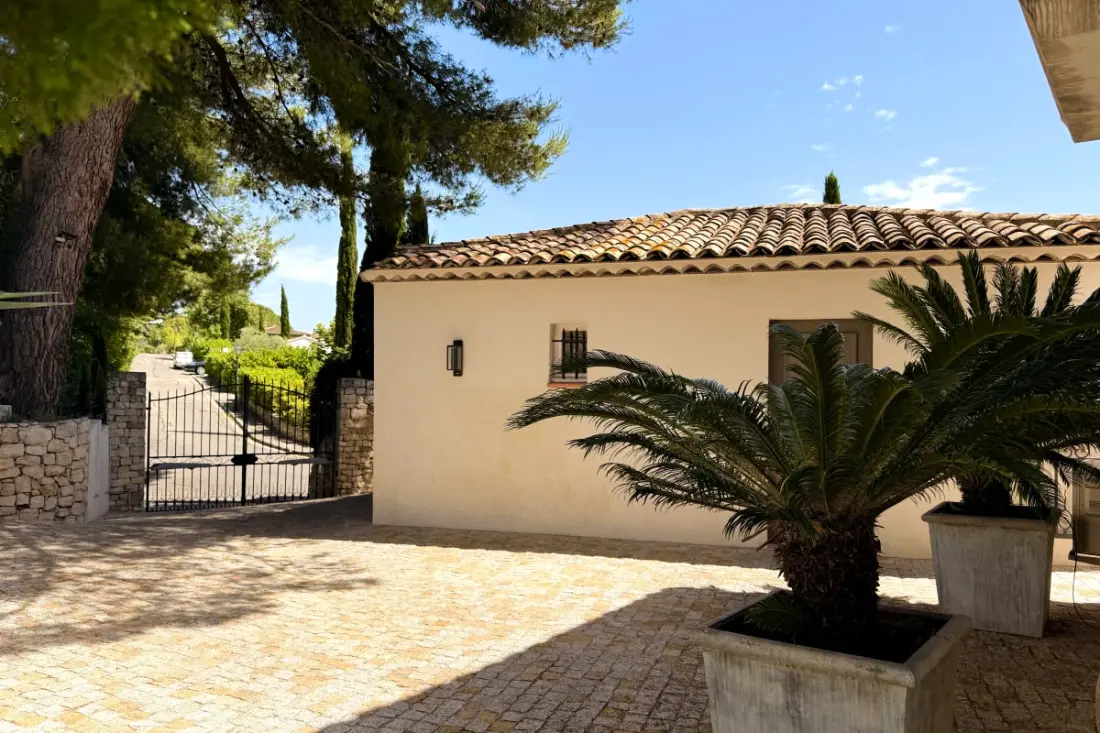 Villa Provençale Avec Piscine &amp; Vue
