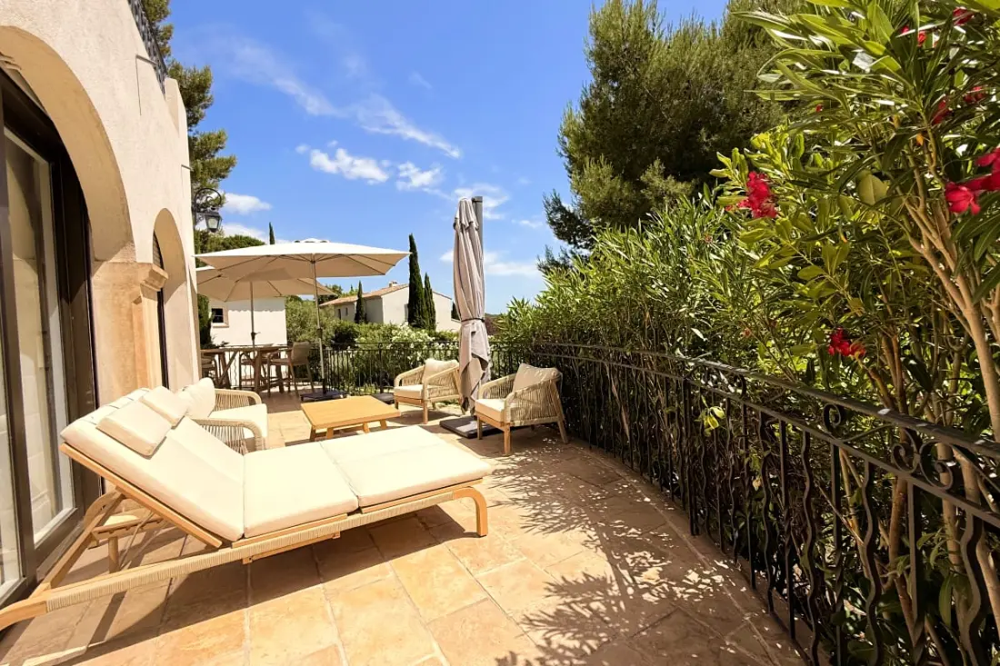 Villa Provençale Avec Piscine &amp; Vue