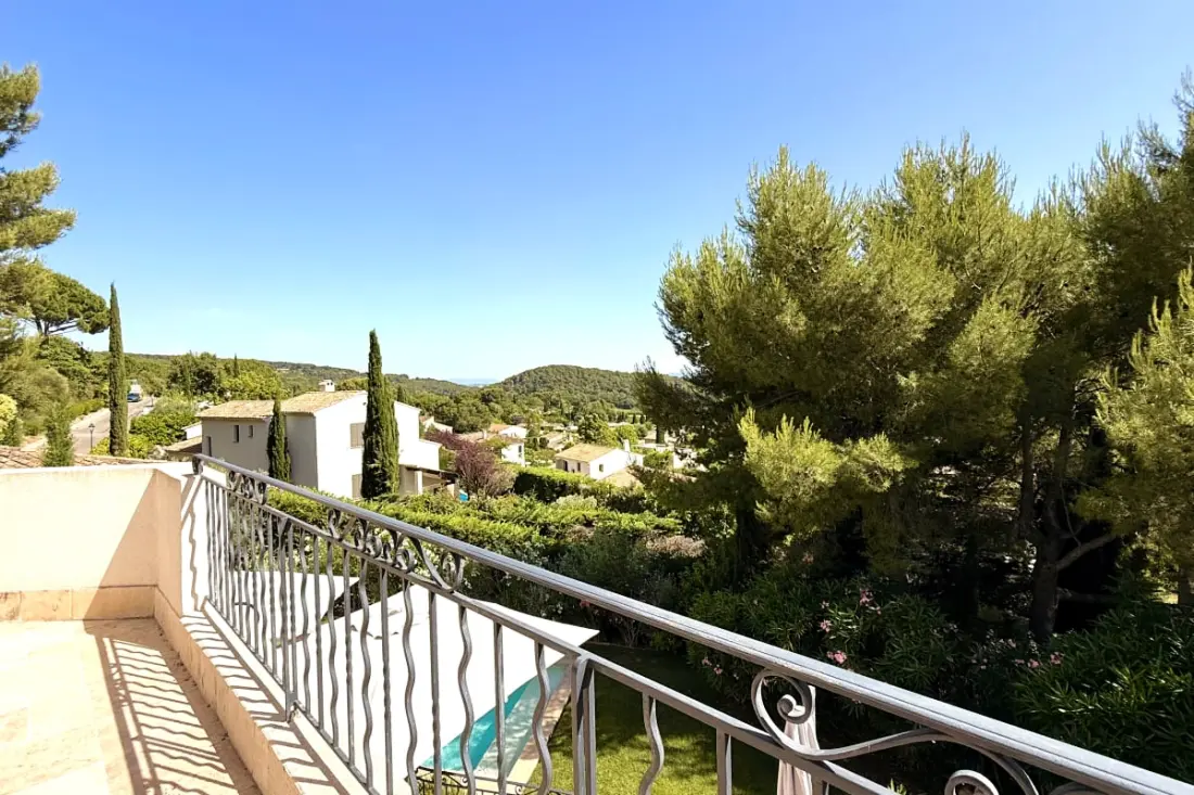 Villa Provençale Avec Piscine &amp; Vue