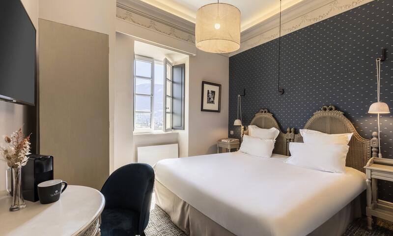 Hôtel La Robéyère **** - Embrun - 19