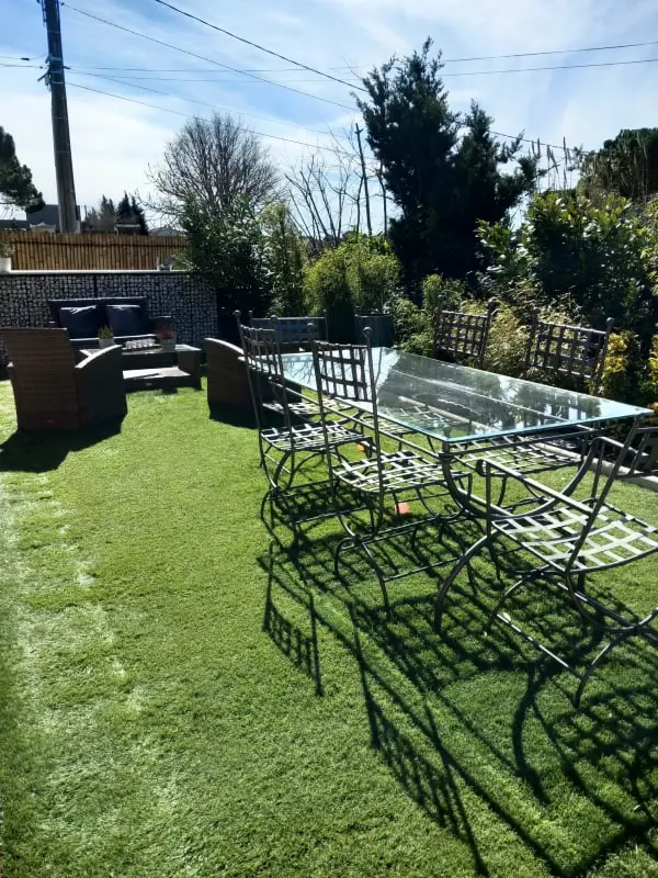 Maison Avec Piscine Privée à Entraigues