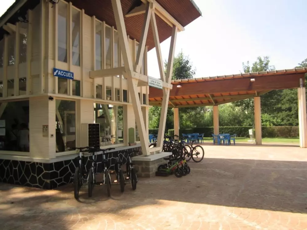 Camping ROC DE L'ARCHE