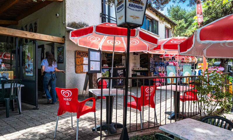 Campasun Camping Du Soleil **** - Esparron De Verdon - 23