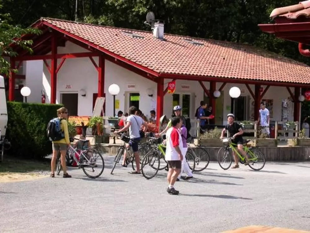 Camping Biper Gorri 4 étoiles★★★★