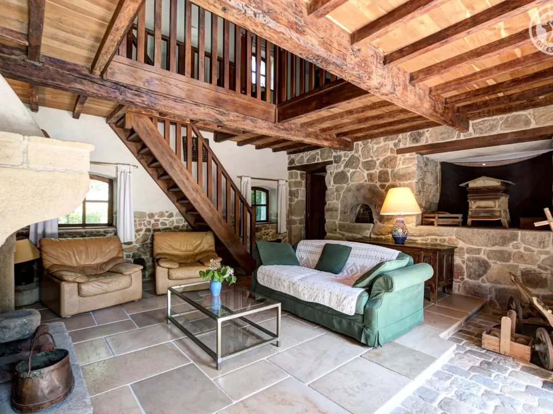 Maison de Vacances Essertines-en-Donzy 2