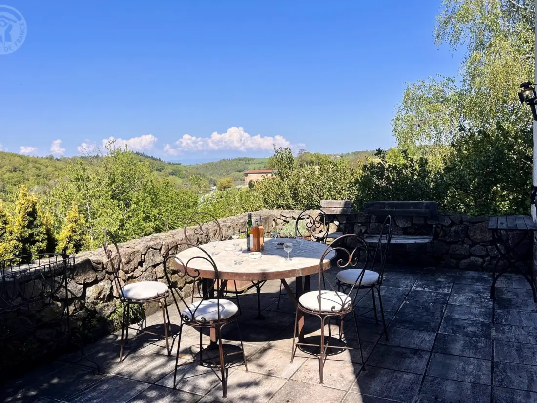 Maison de Vacances Essertines-en-Donzy 2