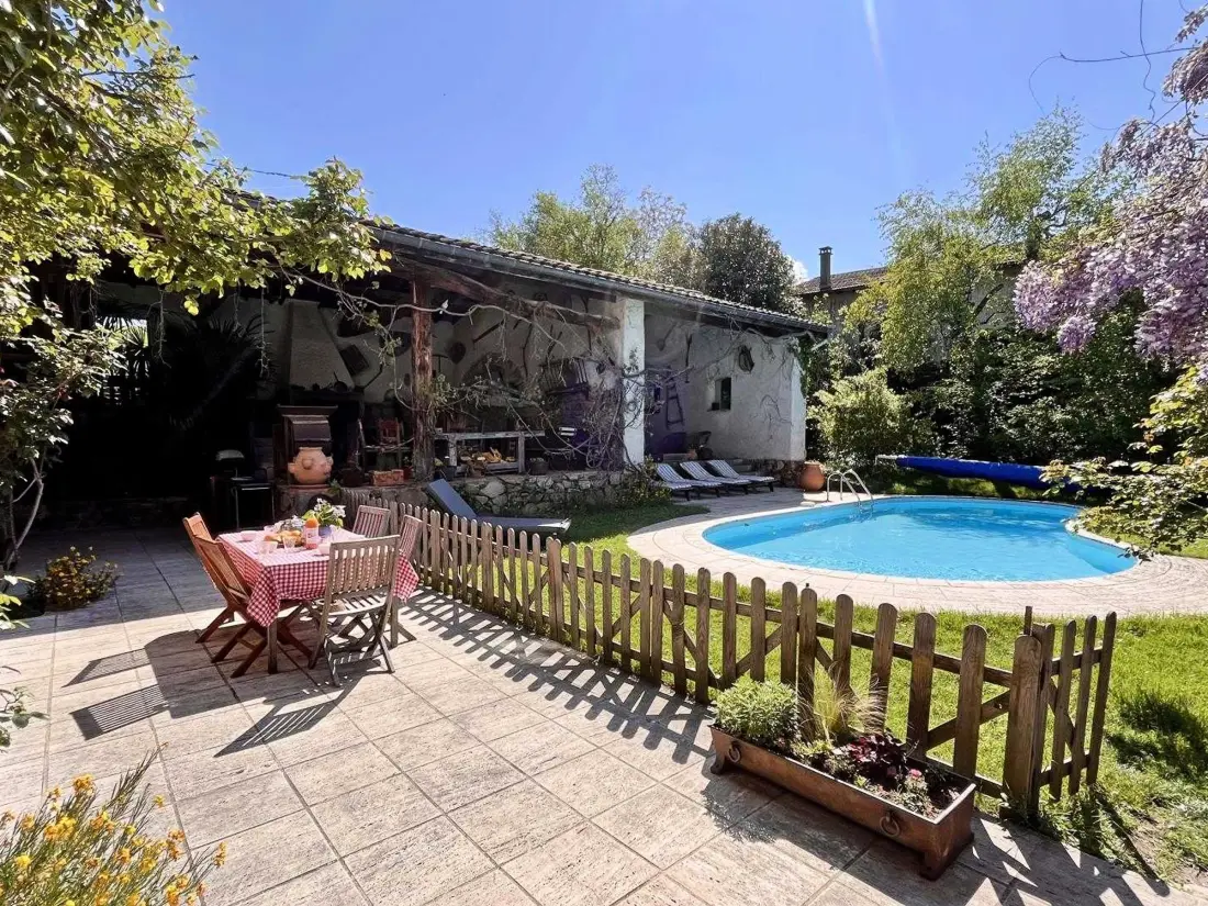 Maison de Vacances Essertines-en-Donzy 2